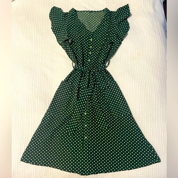 Dresses & Skirts - Green Summer Boho Dress. Mitilly brand.
